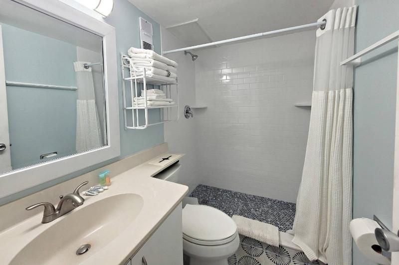 Harbour Beach Resort Unit #517 - image 5