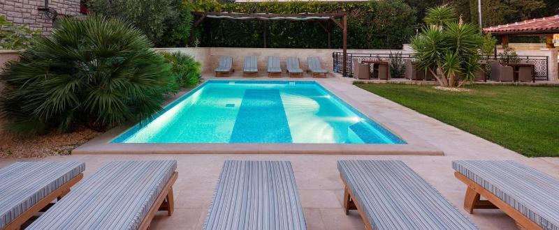Luxury Double Room with Terrace and Pool view image 1