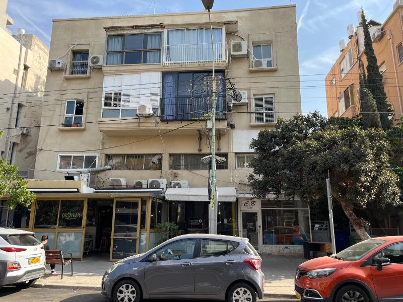 Design Apartments by the Beach in TLV - image 4
