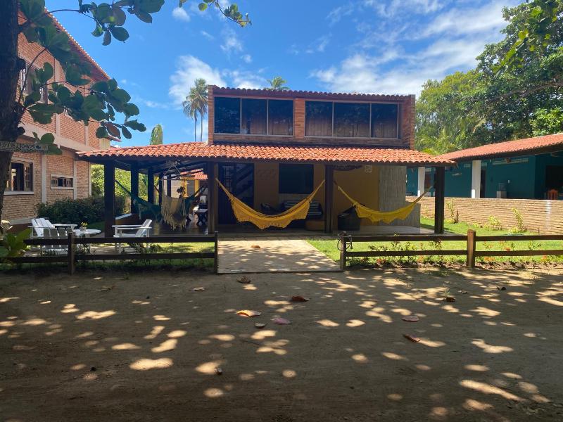Vila Japaraiso-Casa Amarela Próxima ao mar Images