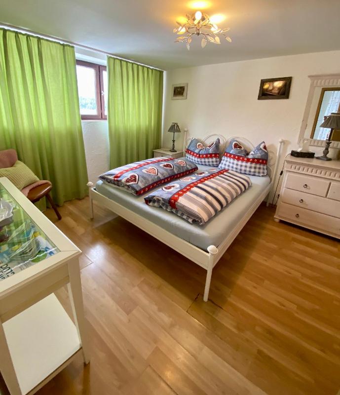 Double Room with Mountain View image 3