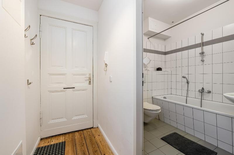 Apartment James (Greifenhagenerstr. 64) image 4