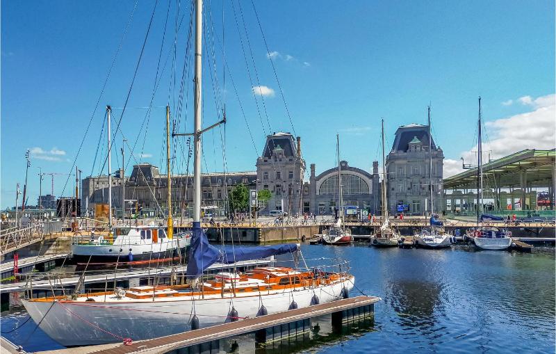 Nice Apartment In Oostende With Wifi - image 9