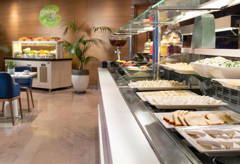 Crowne Plaza Florya Istanbul By IHG - image 8
