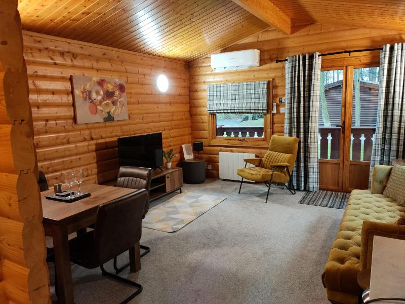 Two-Bedroom Chalet image 3