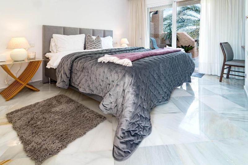 Tropical Palmy 3 bedroom Townhouse in Nueva Andalucia close to Puerto Banus - image 19