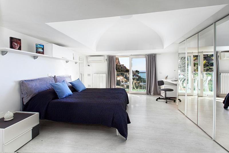 AMORE RENTALS - Casa Paradisea - image 40