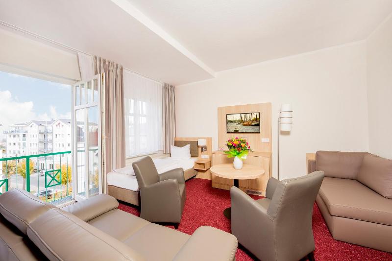 Comfort Triple Room image 1