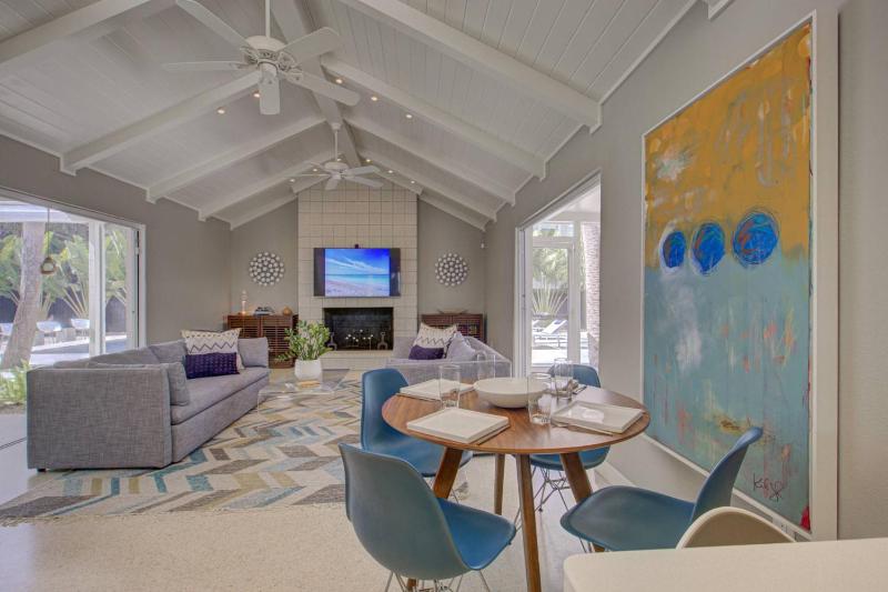 Majestic Coastal Escape - image 44