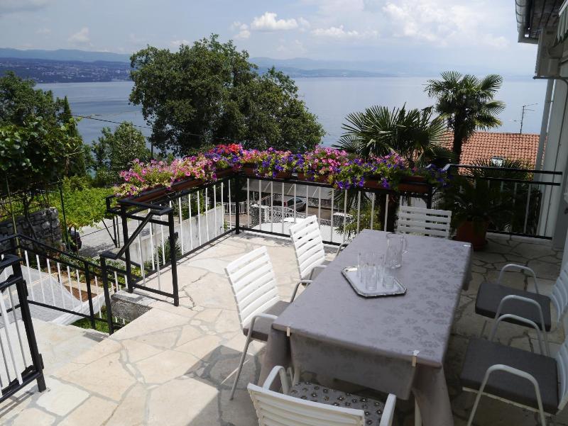 Apartment Romana - image 1