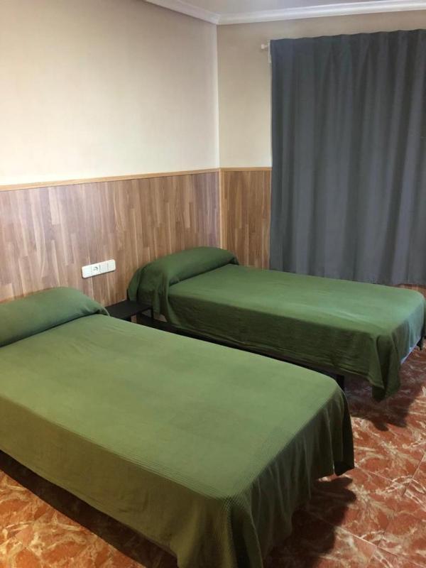 Superior Twin Room image 2