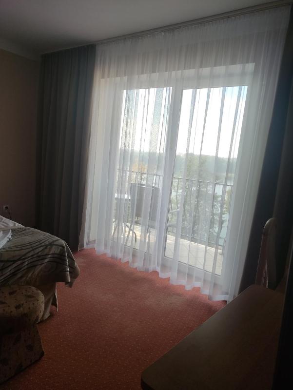 Double Room with Lake View image 3