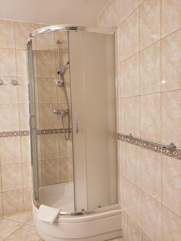 Double Room with Lake View image 2