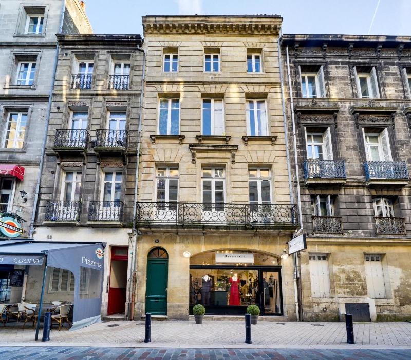 Le Mansardé - Bail Mobilité Agréable et calme en plein centre - image 3