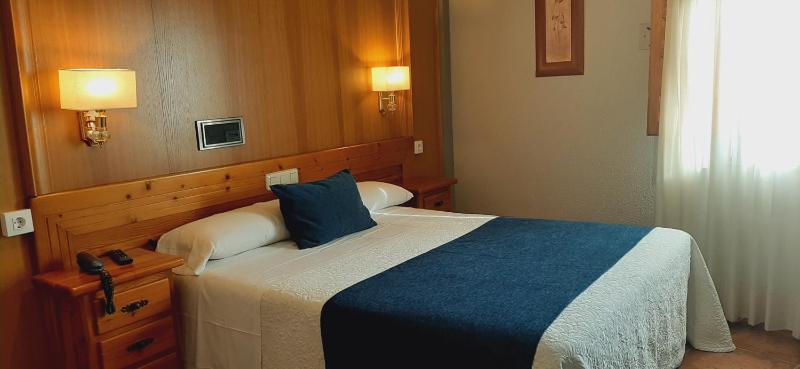 Double Room image 1