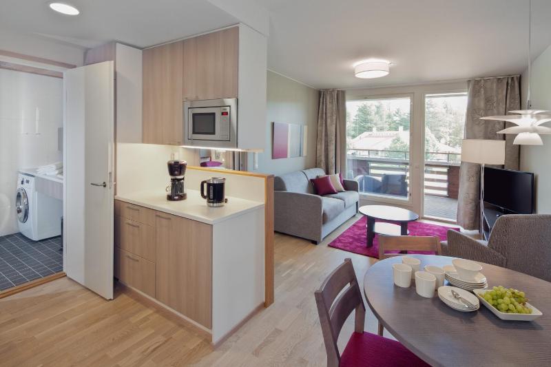 One-Bedroom Apartment with Sauna image 3
