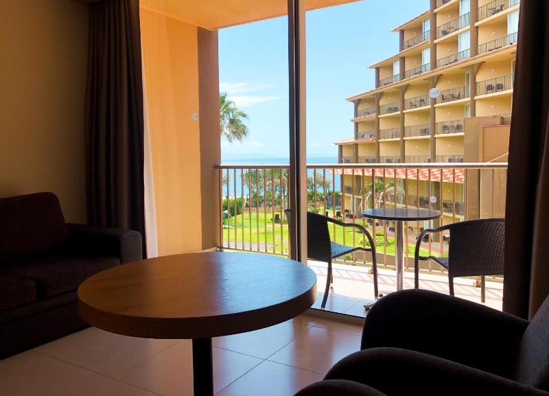 Double or Twin Room with Partial Sea View image 3