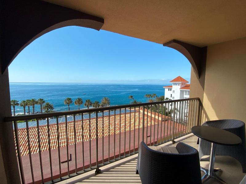 Studio with Sea View image 3