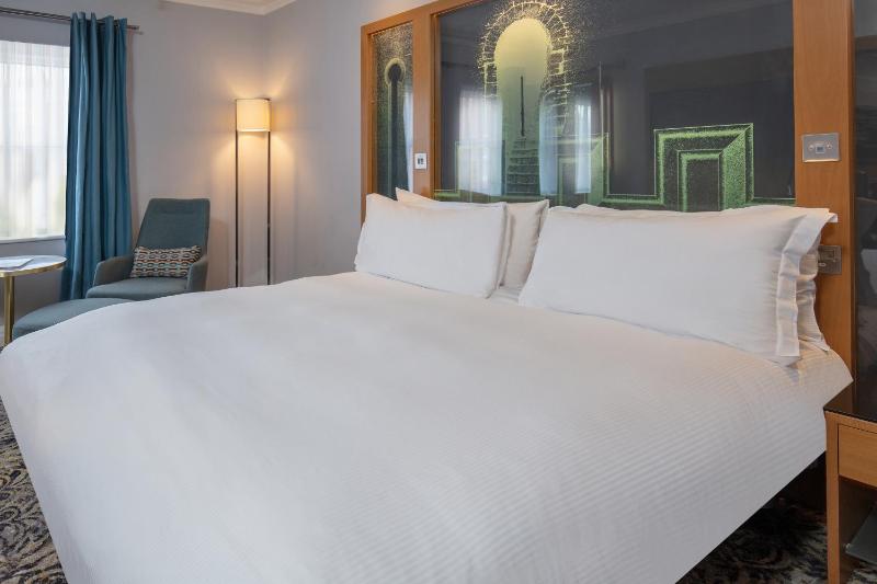 Deluxe Double Room image 3