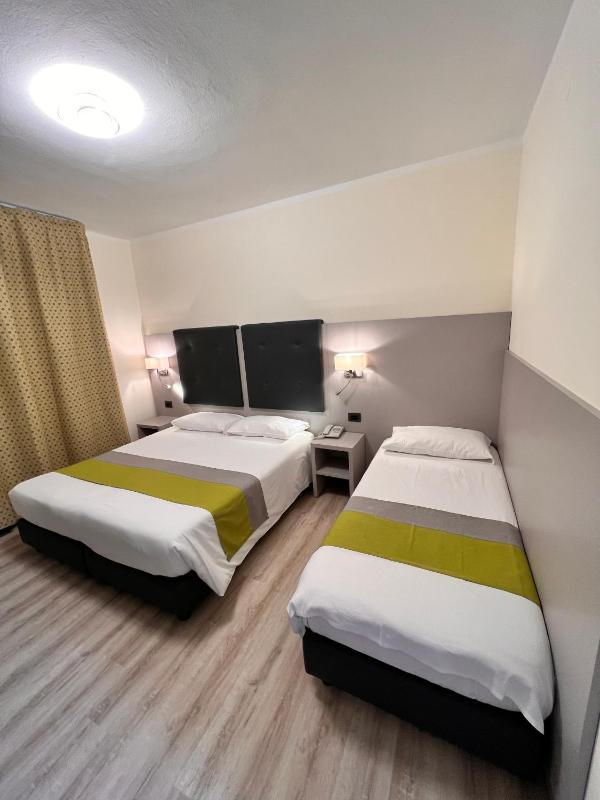Hotel Aurora - image 21