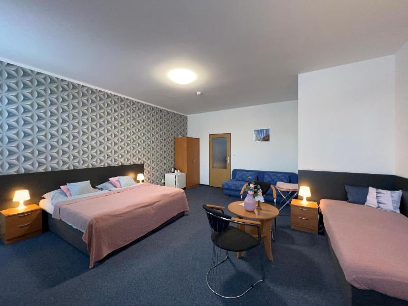 Comfort Triple Room image 3
