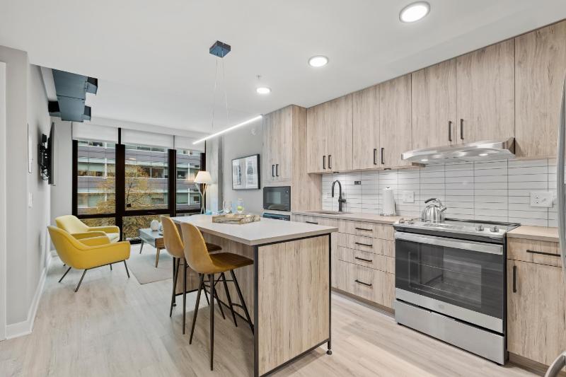 Premium One Bedroom Apartment with Den image 4