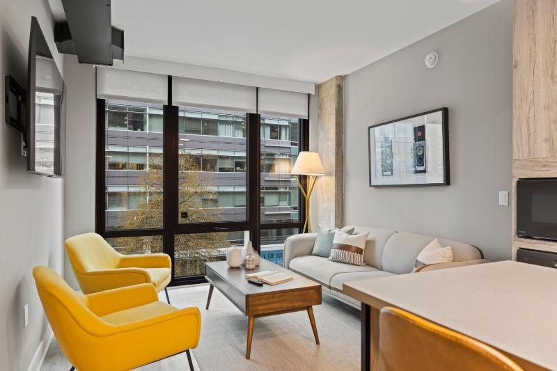 Premium One Bedroom Apartment with Den image 1