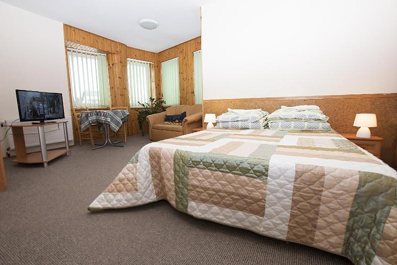 Double Room image 4