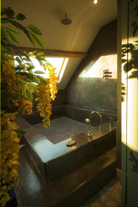 Superior Double Room image 4