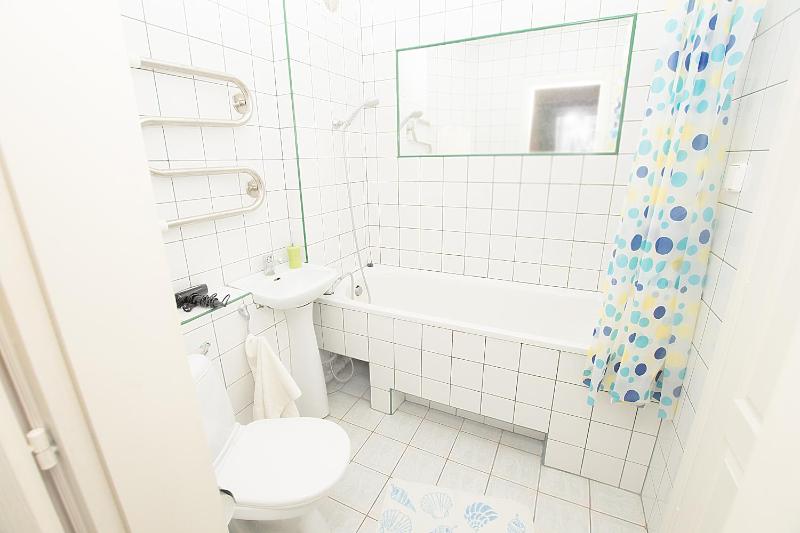Double or Twin Room image 4