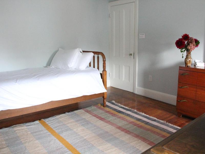 Triple Room with Private External Bathroom image 4
