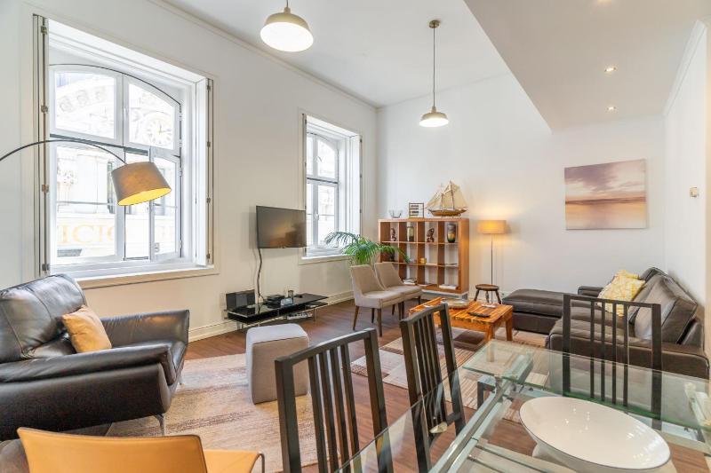 Deluxe Apartment image 2