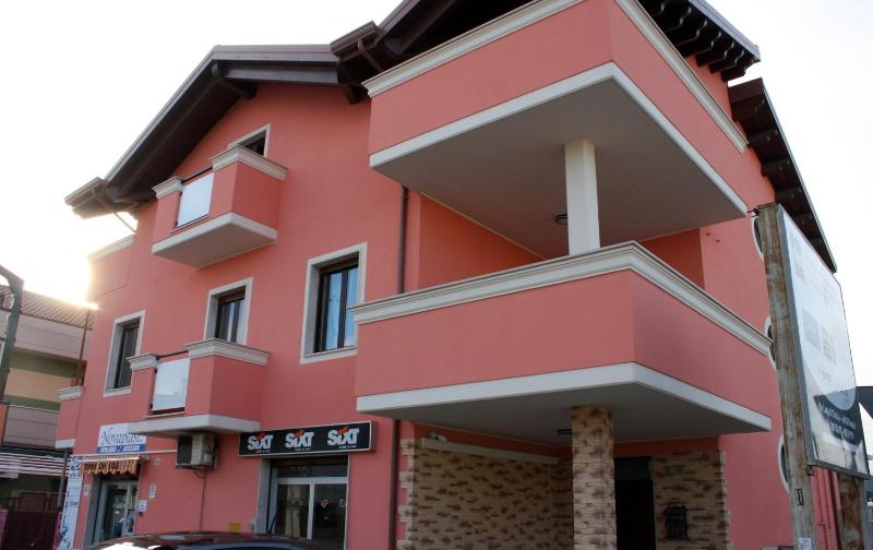 Bed & Breakfast La Perla Rosa - image 1