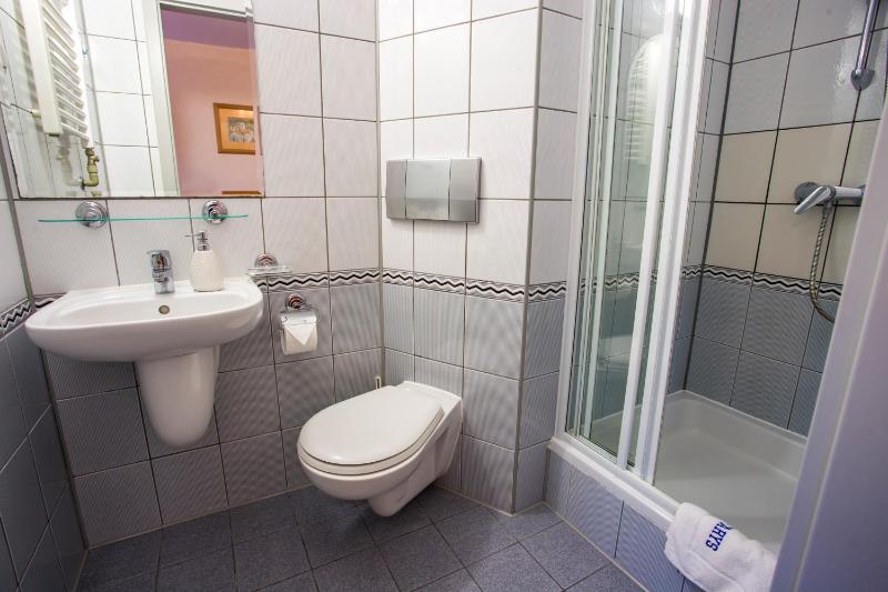 Triple Room image 3