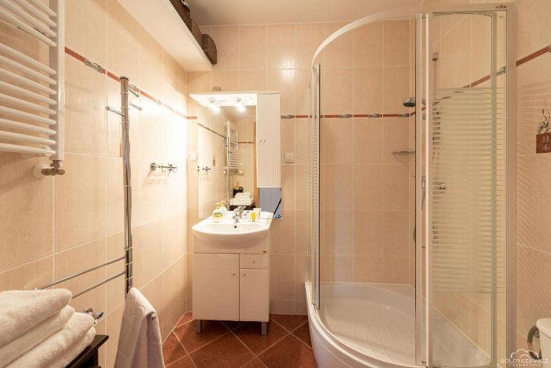 Horyzont Apartamenty -apartamenty w części uzdrowiskowej KasprowiczaFredry- blisko morza!!! - image 9