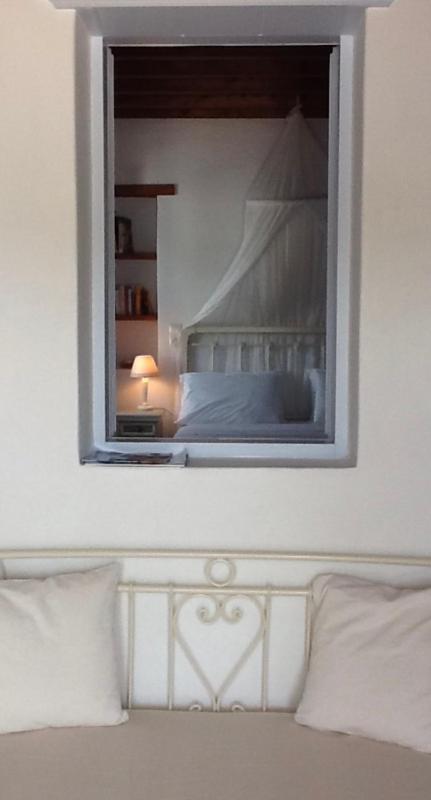 One-Bedroom Apartment with Sea View image 4
