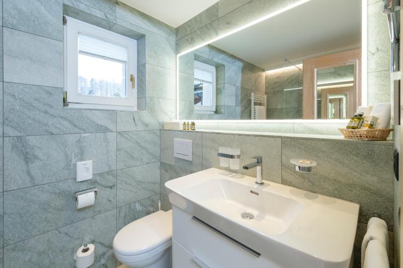 Double Room image 4