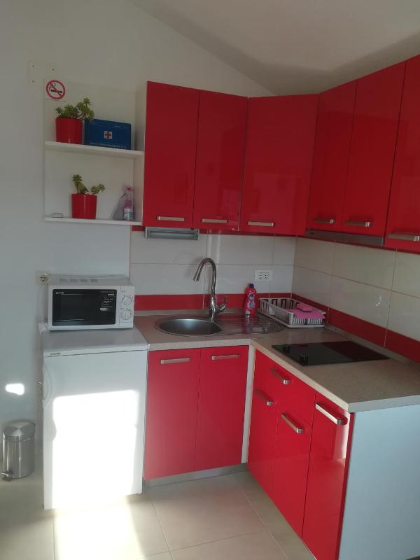 One-Bedroom Apartment image 1