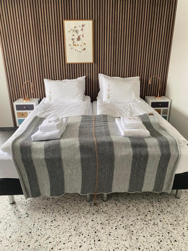 Studio Apartment image 1