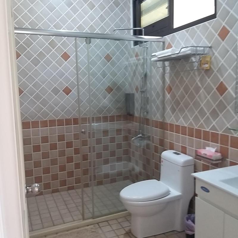 Quadruple Room with Terrace image 2