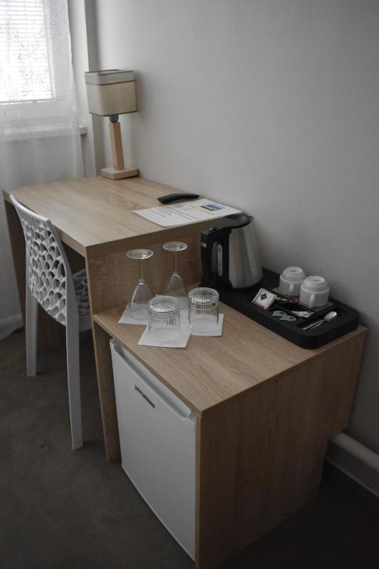 Deluxe Double Room with Balcony image 3