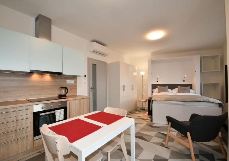EFI Residence Holzova 28 - image 42