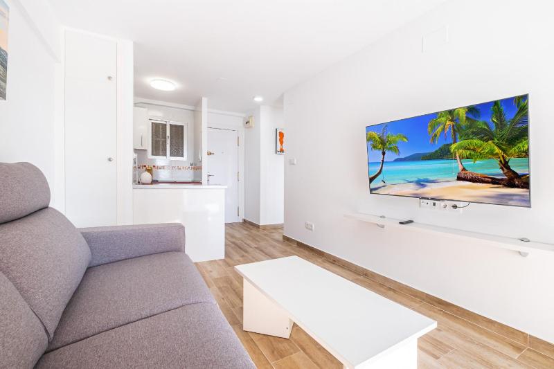 Niza 3-A Apartment Levante Beach - image 1