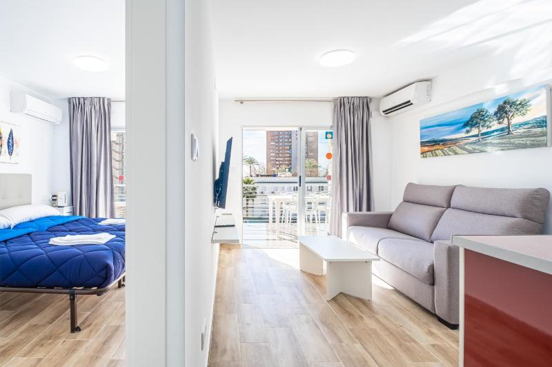 Niza 3-A Apartment Levante Beach - image 6