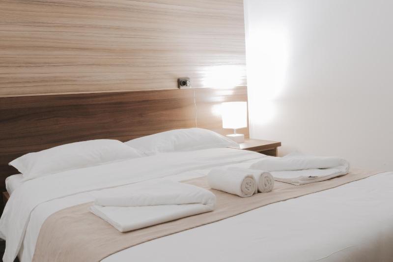 Double Room image 1