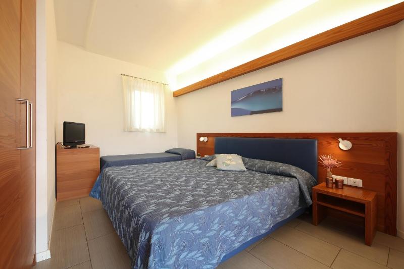 Triple Room image 1