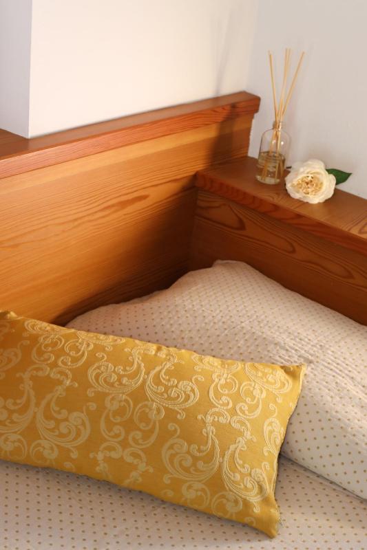 Single Room image 3