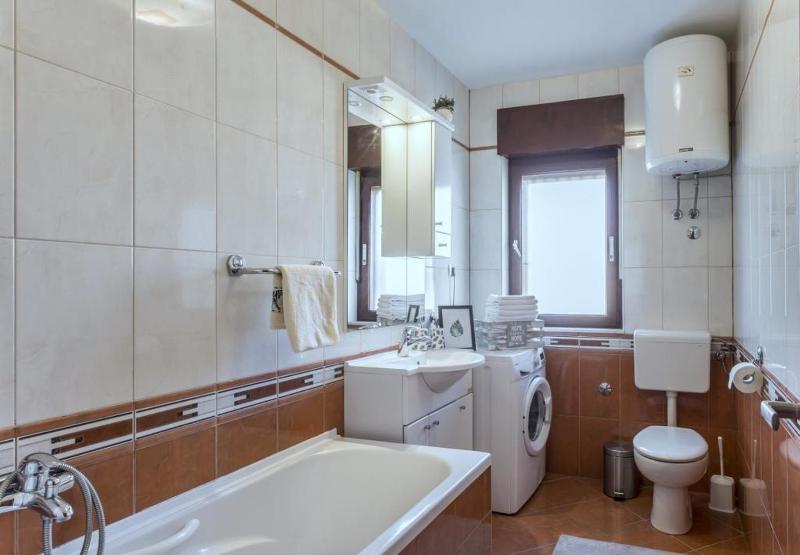 Apartment in Kastel Novi with terrace air conditioning W-LAN washing machine 5104-1 - image 23