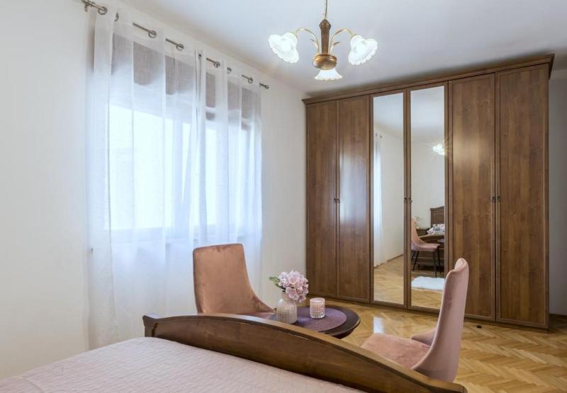 Apartment in Kastel Novi with terrace air conditioning W-LAN washing machine 5104-1 - image 10