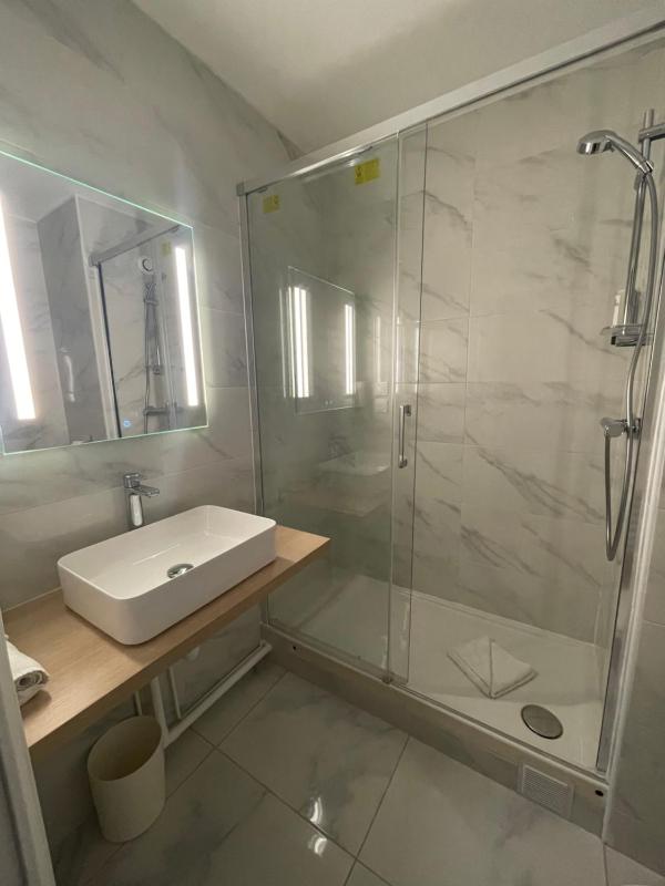 Twin Room  image 1